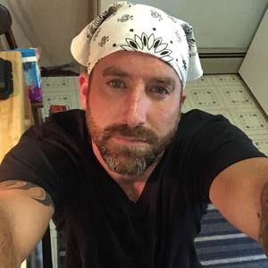 Meet your Posher, Jonathan